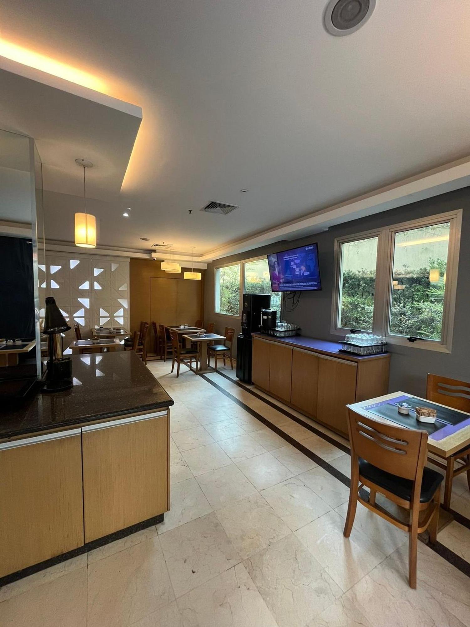 Flat Hotel Na Oscar Freire | Delfhy * São Paulo